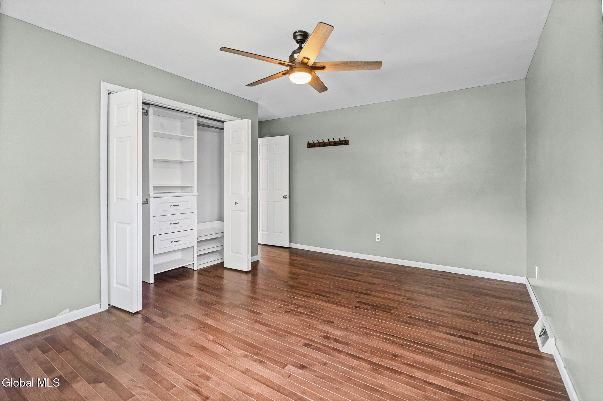 1009 Valentine Drive Schenectady NY 12303