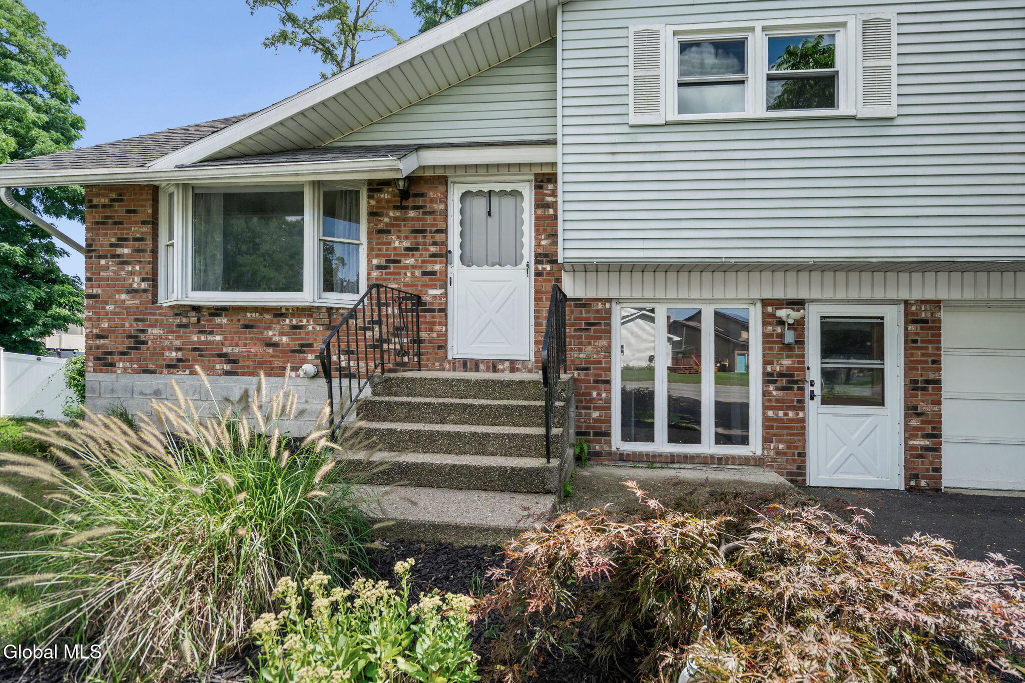 1009 Valentine Drive Schenectady NY 12303