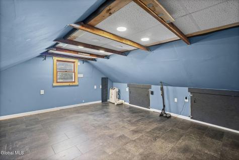 1009 Valentine Drive Schenectady NY 12303
