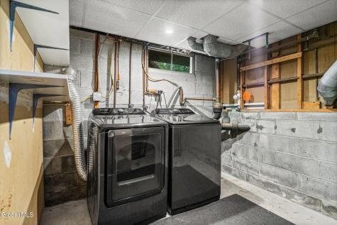 1009 Valentine Drive Schenectady NY 12303