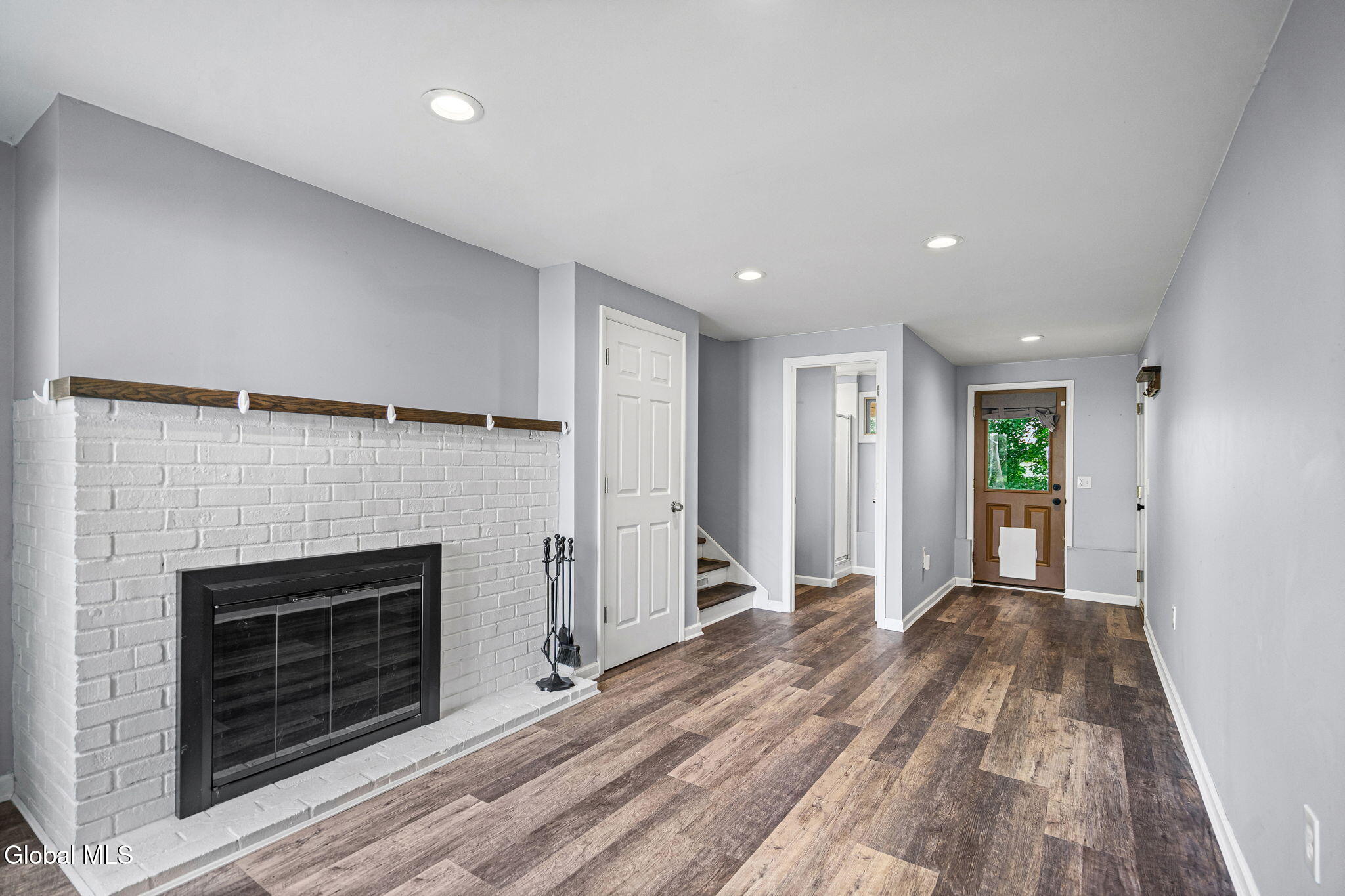 1009 Valentine Drive Schenectady NY 12303