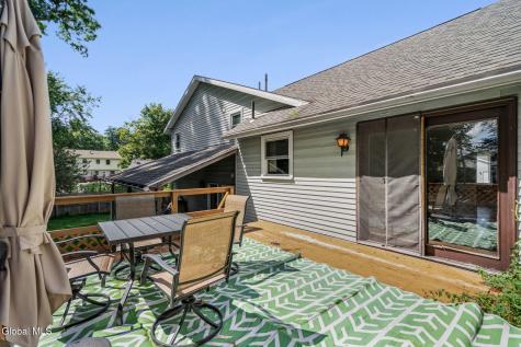 1009 Valentine Drive Schenectady NY 12303