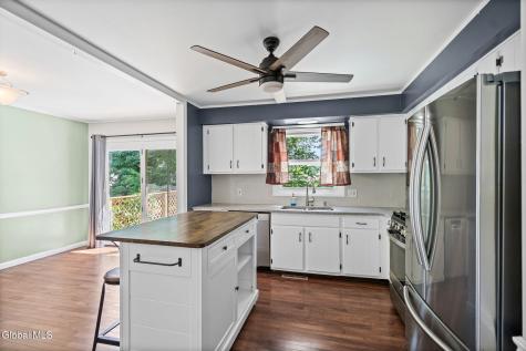 1009 Valentine Drive Schenectady NY 12303