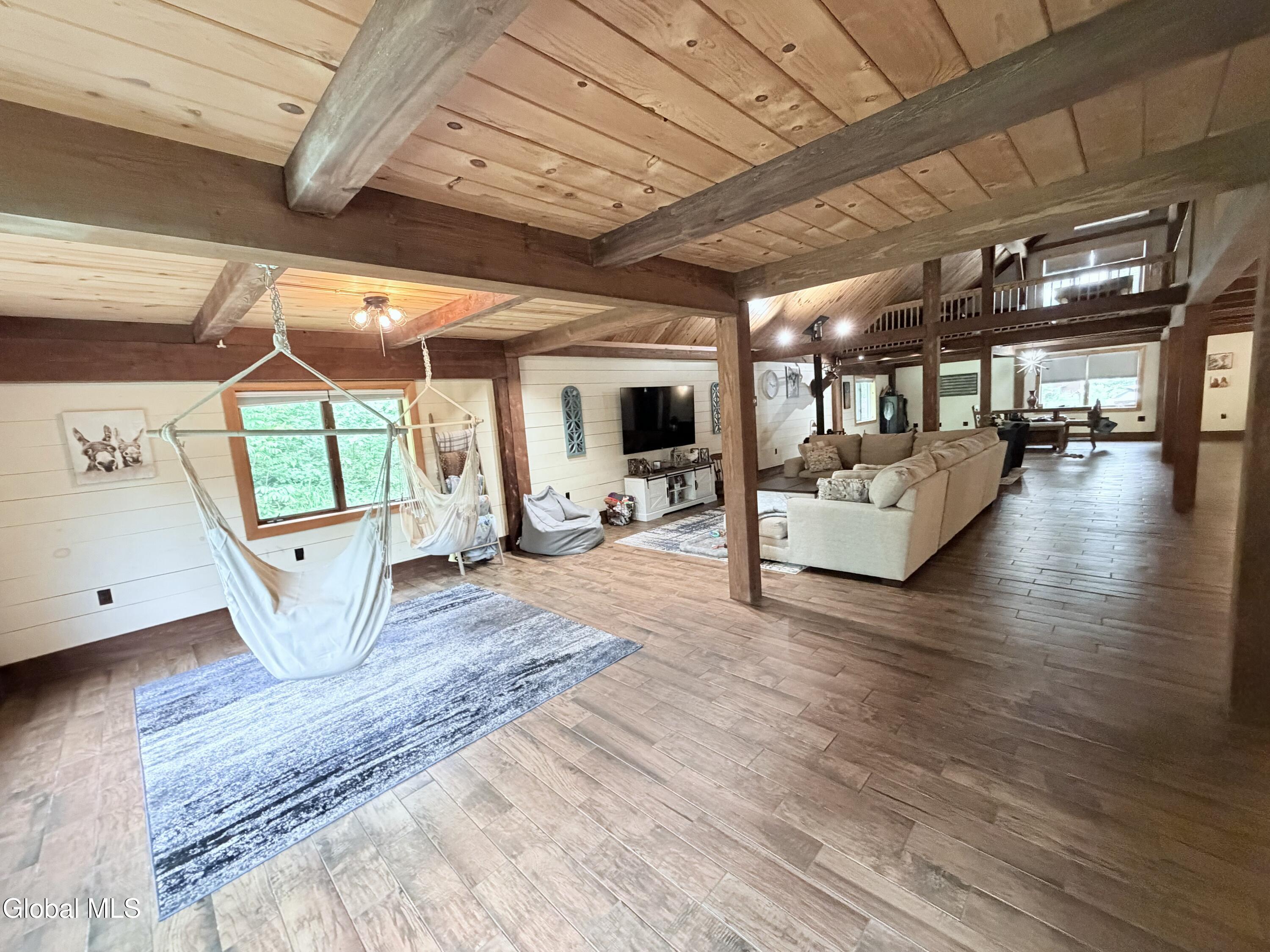 522 Starr Road Ravena NY 12143