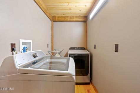522 Starr Road Ravena NY 12143