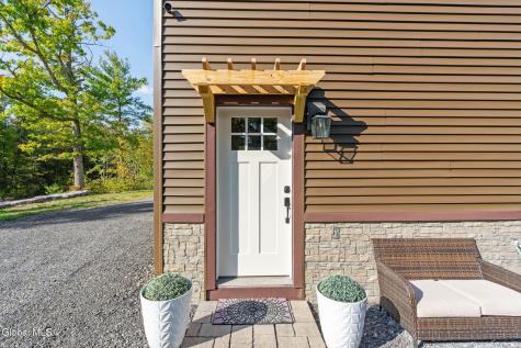 522 Starr Road Ravena NY 12143