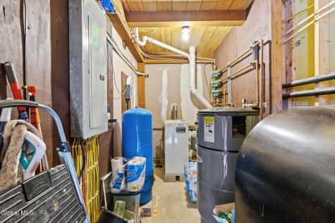 522 Starr Road Ravena NY 12143