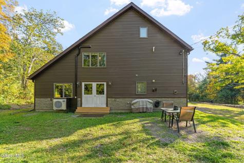 522 Starr Road Ravena NY 12143