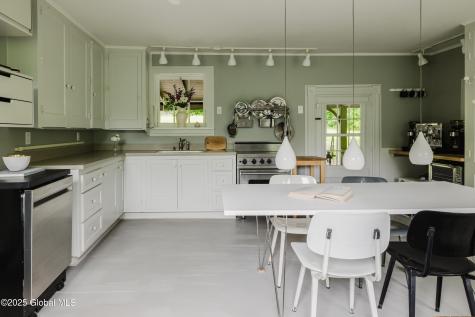 88 Mac Brown Road Claverack NY 12513