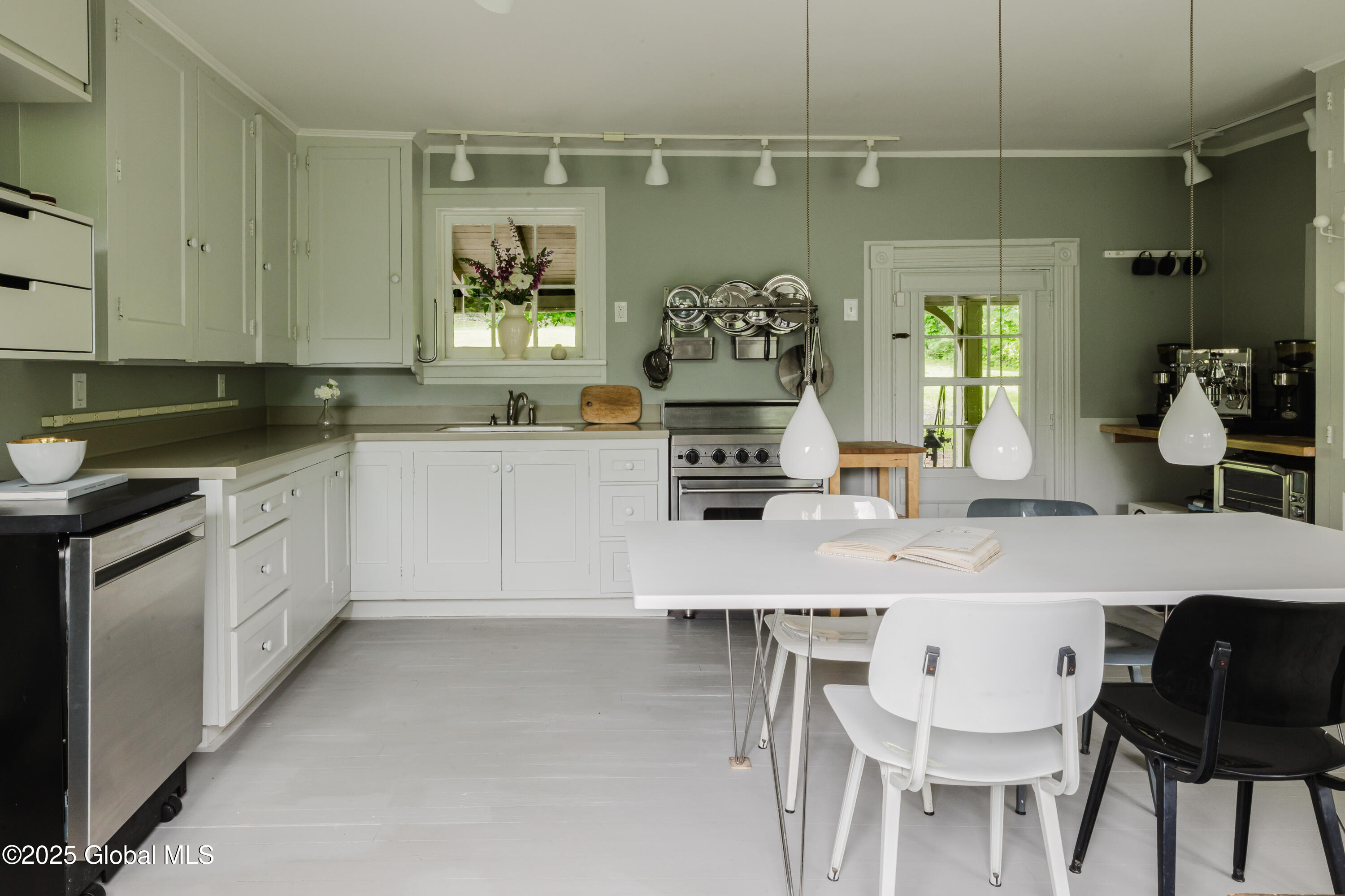 88 Mac Brown Road Claverack NY 12513