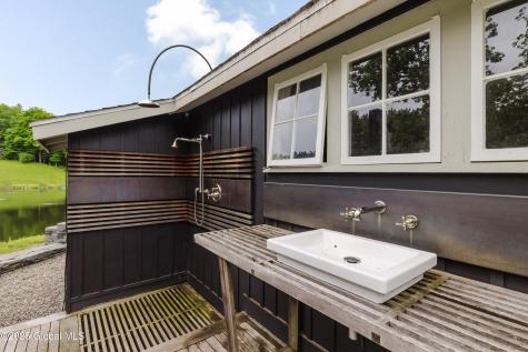 88 Mac Brown Road Claverack NY 12513