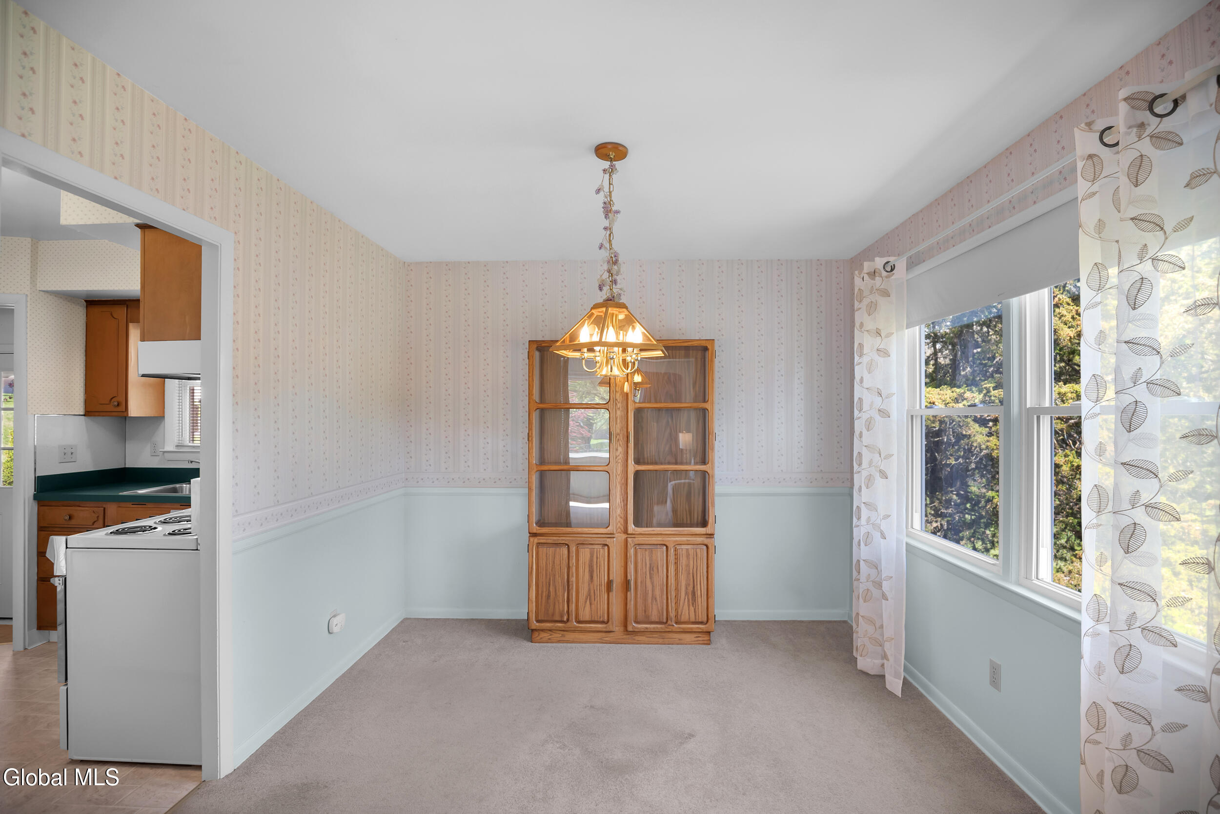 2 Dusenberry Road Troy NY 12182