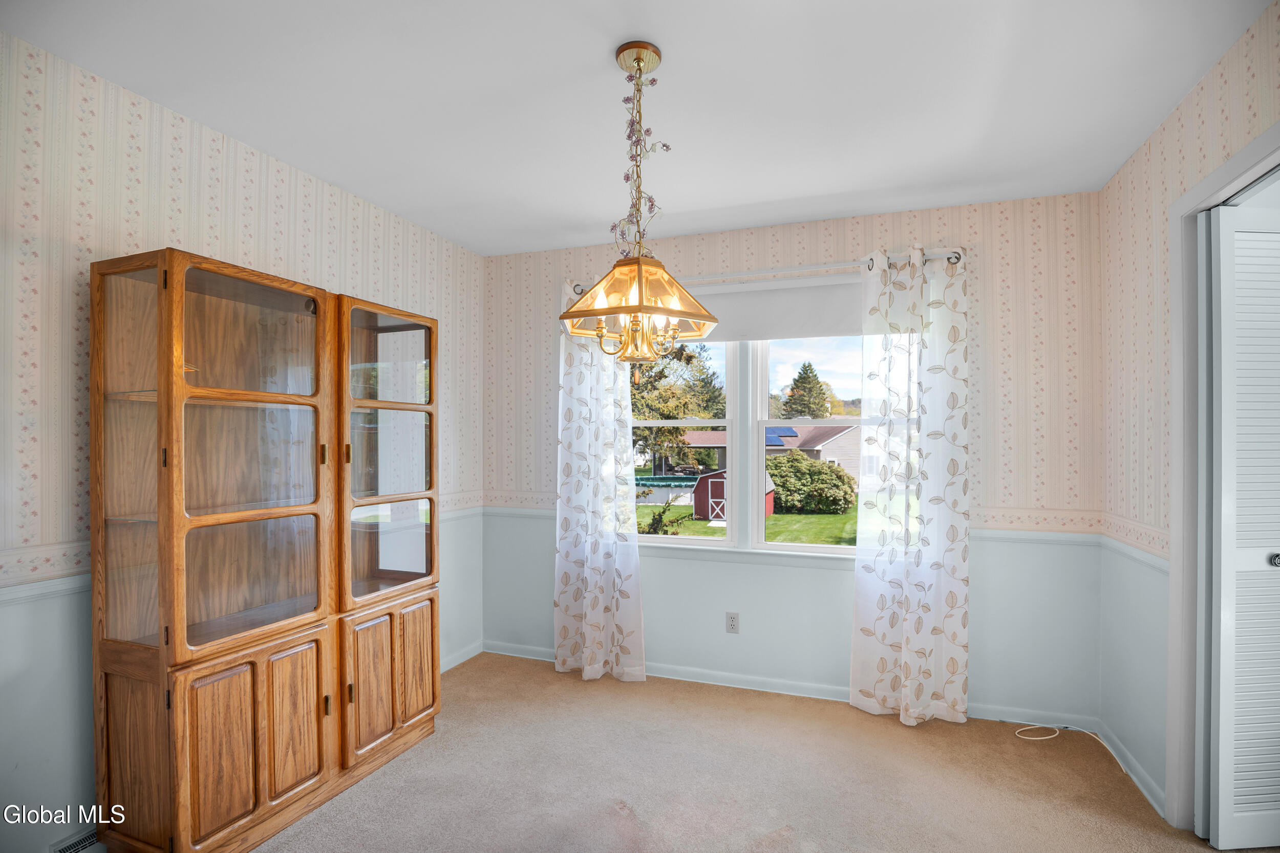 2 Dusenberry Road Troy NY 12182