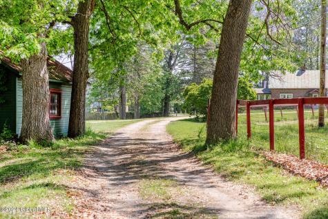 64 Kaydeross Park Road Saratoga Springs NY 12866