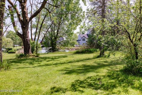 64 Kaydeross Park Road Saratoga Springs NY 12866