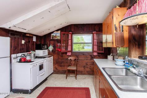 64 Kaydeross Park Road Saratoga Springs NY 12866