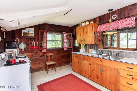 64 Kaydeross Park Road Saratoga Springs NY 12866