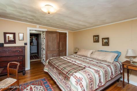 64 Kaydeross Park Road Saratoga Springs NY 12866