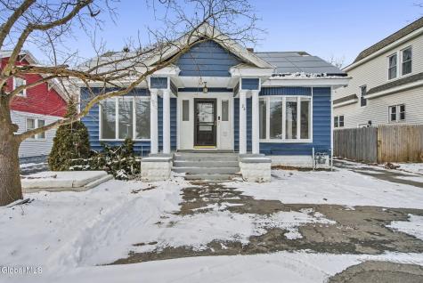 26 Everett Road Colonie NY 12205