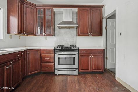 26 Everett Road Colonie NY 12205