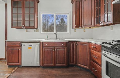 26 Everett Road Colonie NY 12205