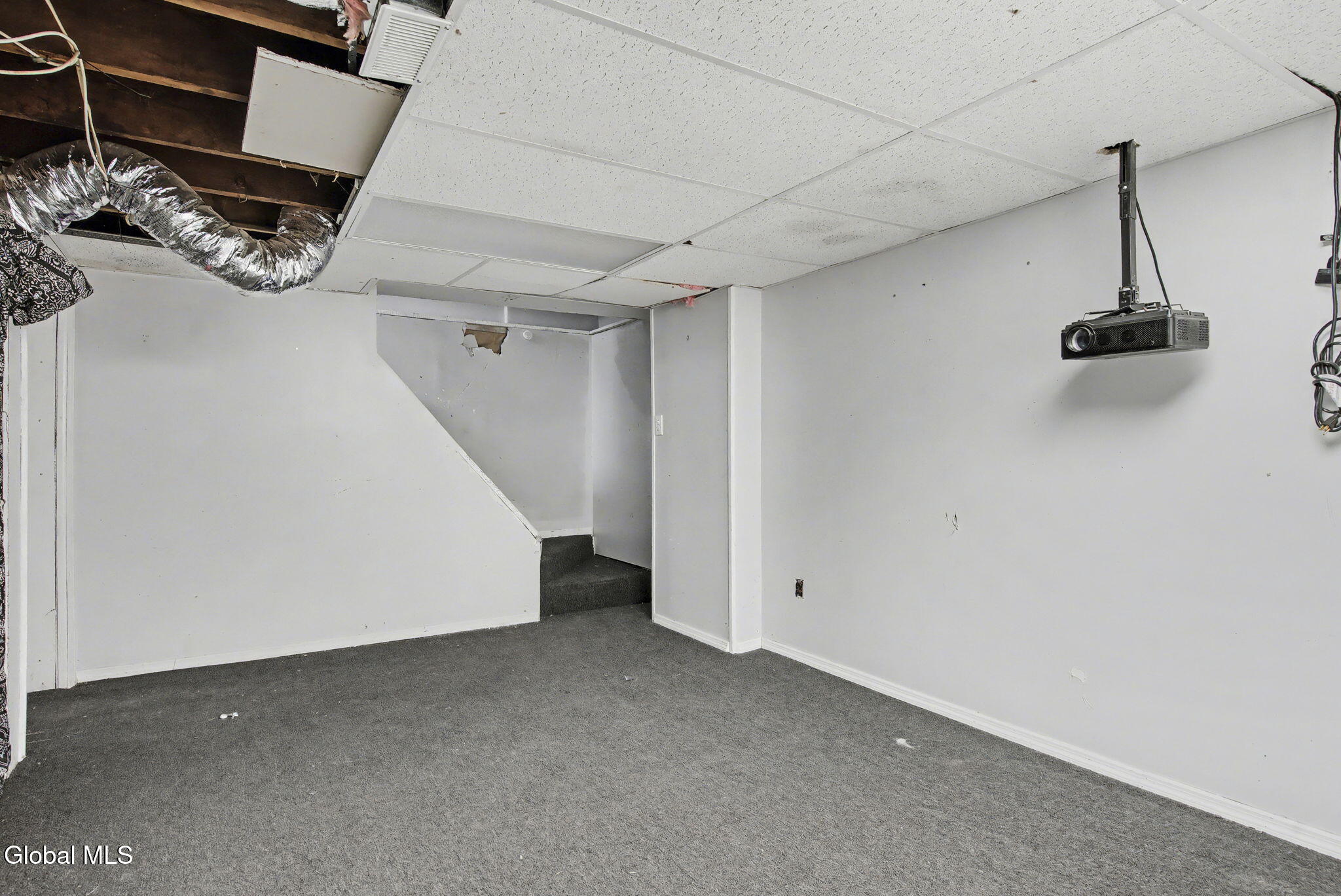26 Everett Road Colonie NY 12205