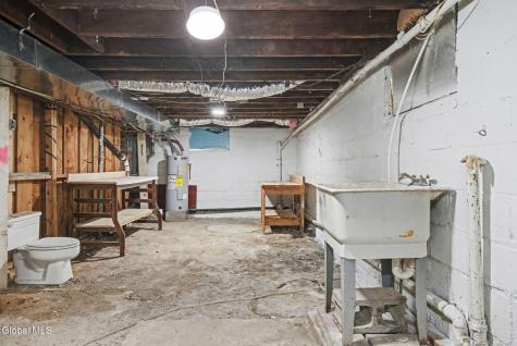 26 Everett Road Colonie NY 12205