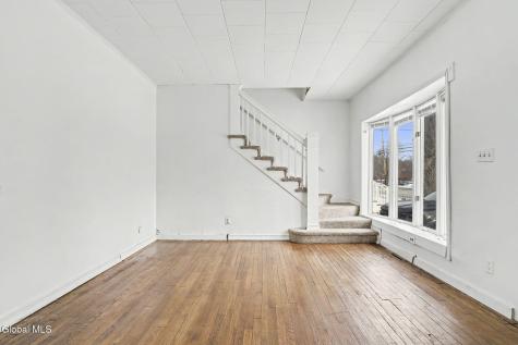 26 Everett Road Colonie NY 12205