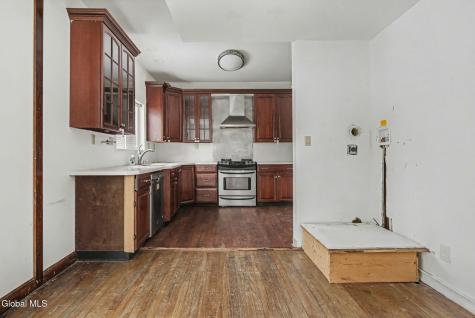 26 Everett Road Colonie NY 12205