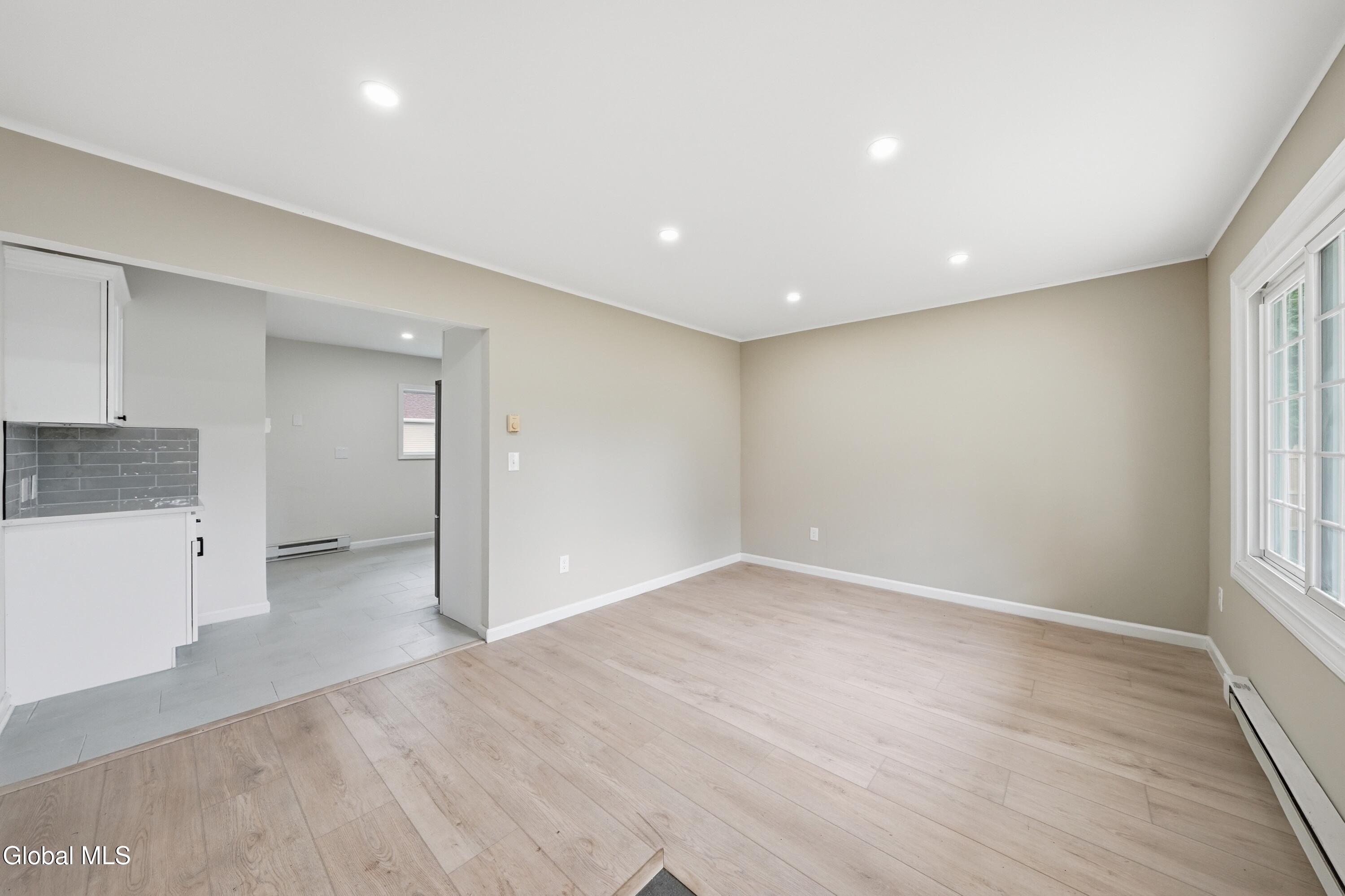 15 Barthol Street Colonie NY 12205