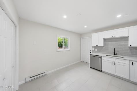 15 Barthol Street Colonie NY 12205