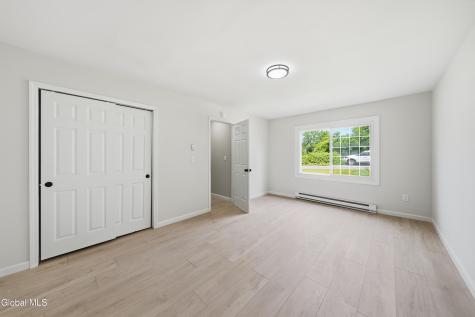 15 Barthol Street Colonie NY 12205