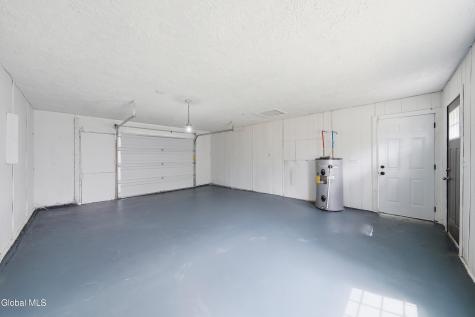 15 Barthol Street Colonie NY 12205