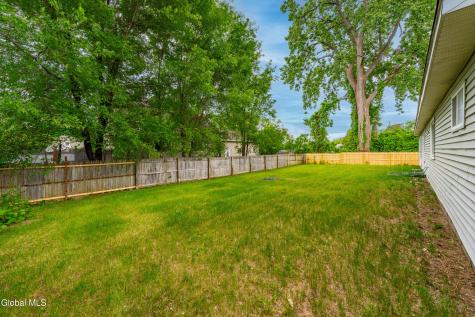 15 Barthol Street Colonie NY 12205
