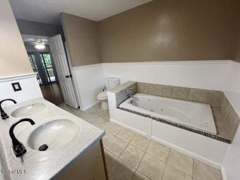 12 Worden Drive Saratoga Springs NY 12866