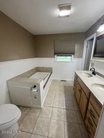 12 Worden Drive Saratoga Springs NY 12866