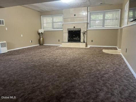 12 Worden Drive Saratoga Springs NY 12866