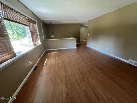 12 Worden Drive Saratoga Springs NY 12866