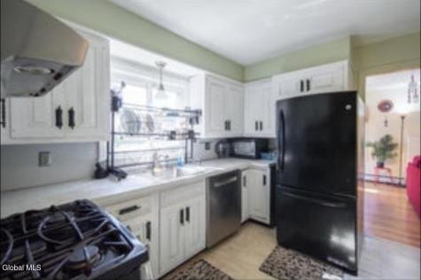 16 Richland Drive Glenville NY 12302