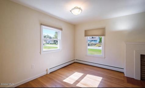 16 Richland Drive Glenville NY 12302