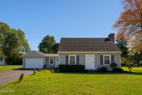 16 Richland Drive Glenville NY 12302