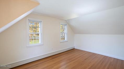 16 Richland Drive Glenville NY 12302