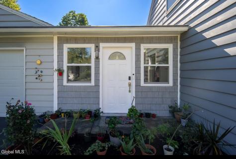 16 Richland Drive Glenville NY 12302