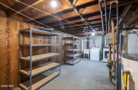 16 Richland Drive Glenville NY 12302