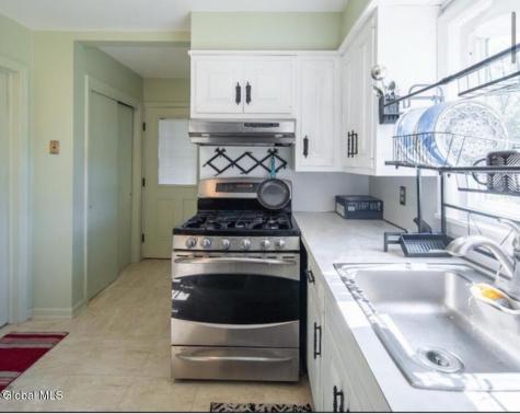 16 Richland Drive Glenville NY 12302