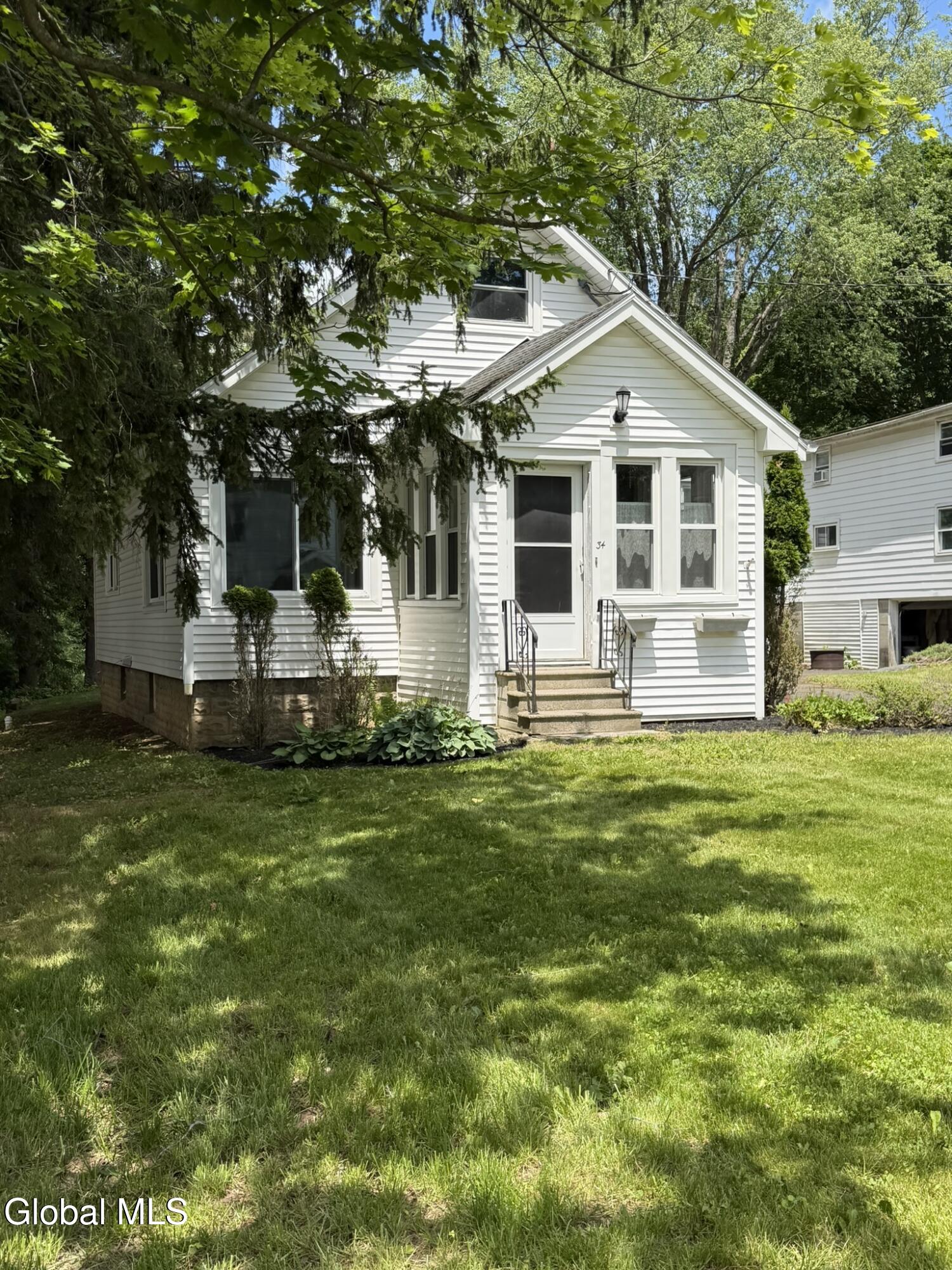 34 Hamilton Street Guilderland NY 12084