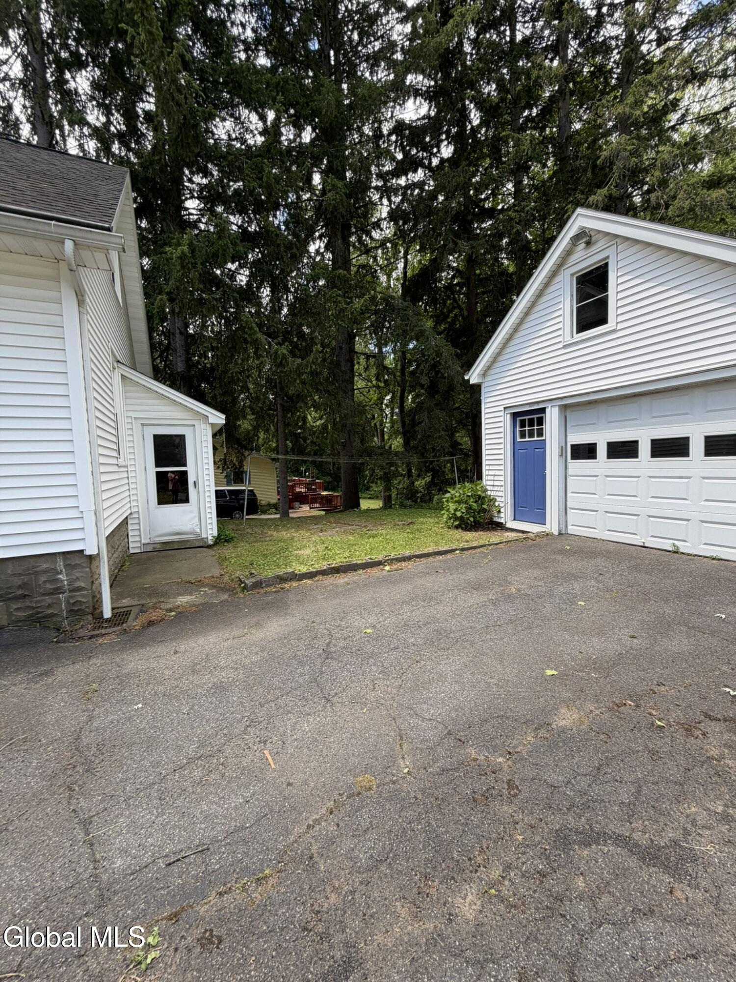 34 Hamilton Street Guilderland NY 12084