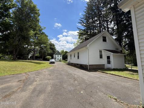34 Hamilton Street Guilderland NY 12084