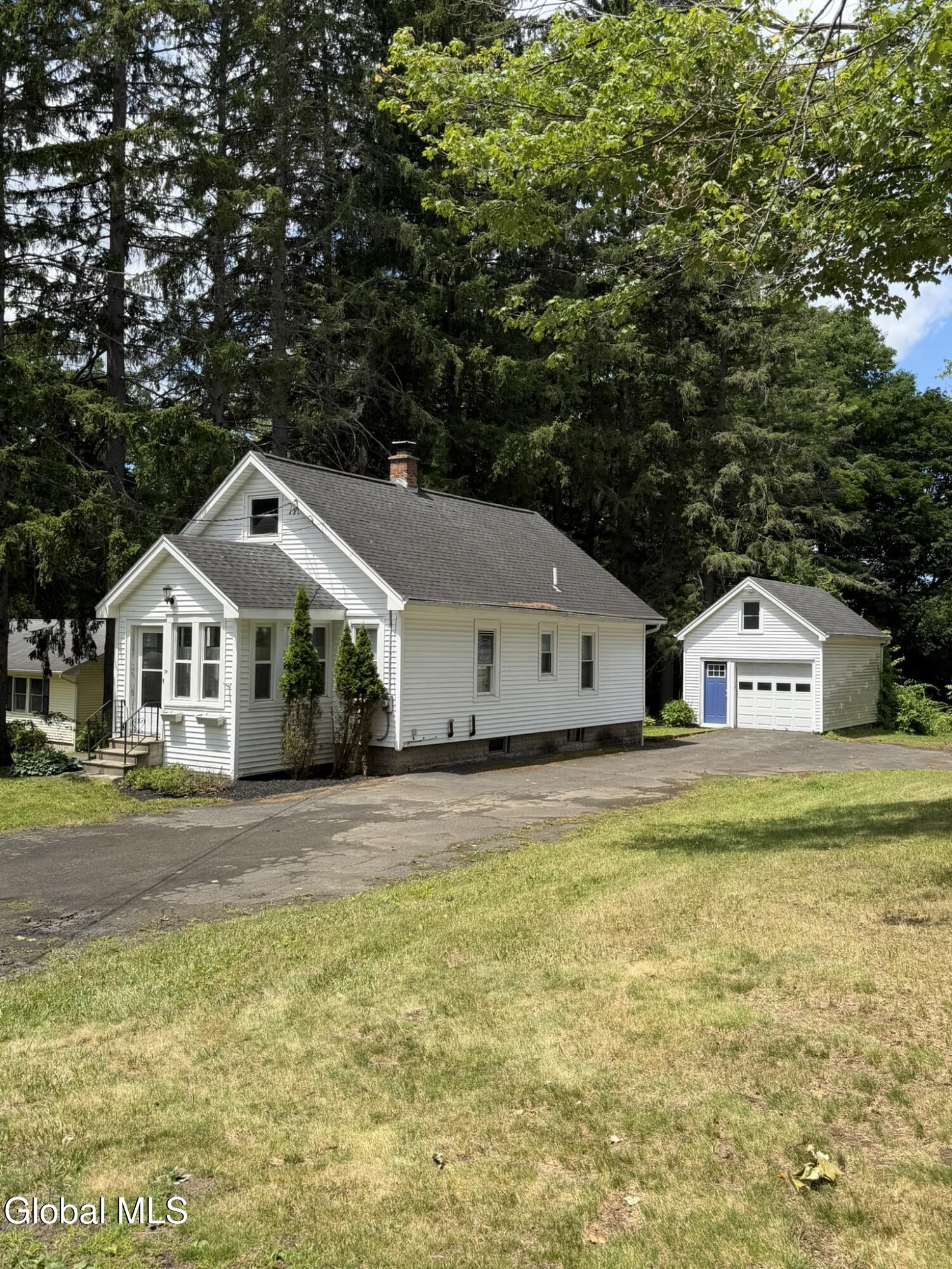 34 Hamilton Street Guilderland NY 12084