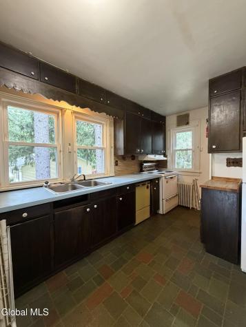 34 Hamilton Street Guilderland NY 12084